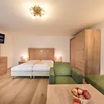 Daire Aurora Inklusive Freiem Thermeneintritt Bad Hofgastein